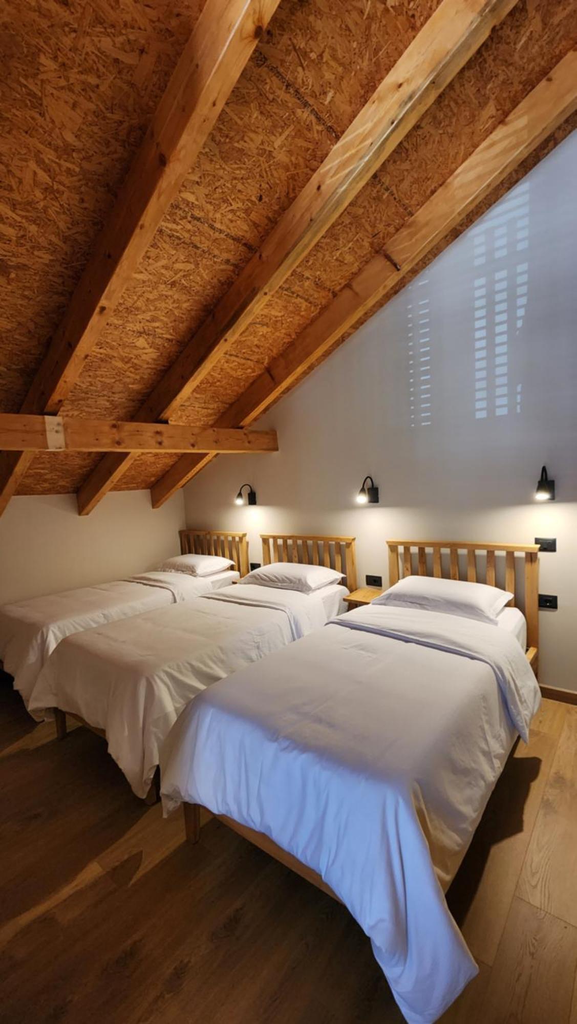 Guesthouse Te Avllia Kelcyre 外观 照片