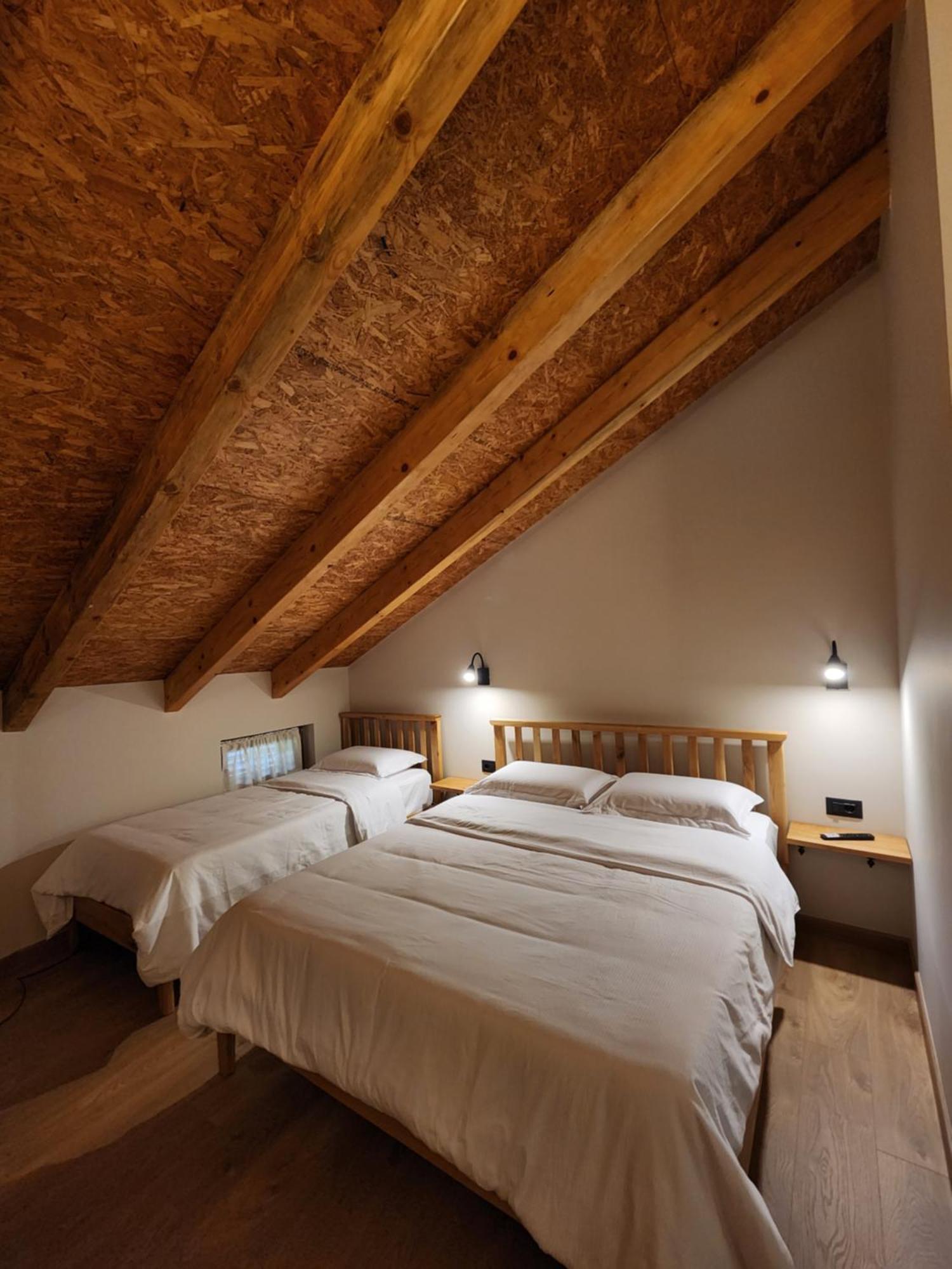 Guesthouse Te Avllia Kelcyre 外观 照片